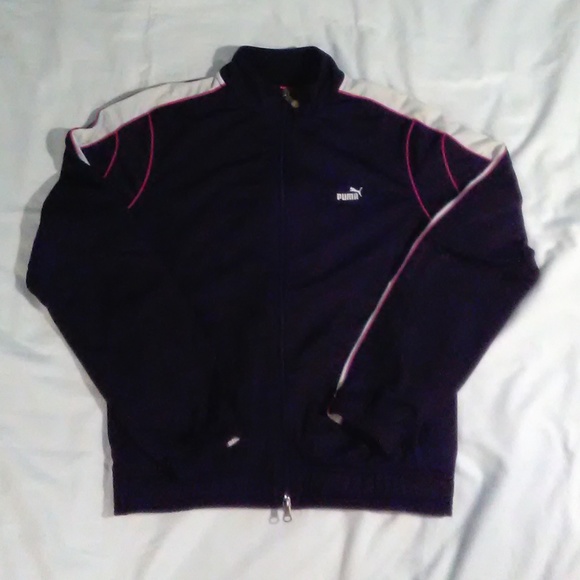 Puma woman's running/jogging jacket Size LG - Picture 1 of 3